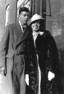 Walter & Henrietta (Fasterling) Reuter, 1940s