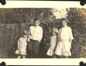 From left: Viola Helbling, Edgar Helbling, May Helbling, and possibly Roberta P. Beerbower? October 1910