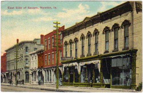 "The Square," Newton, Iowa, 1915. Postcard.