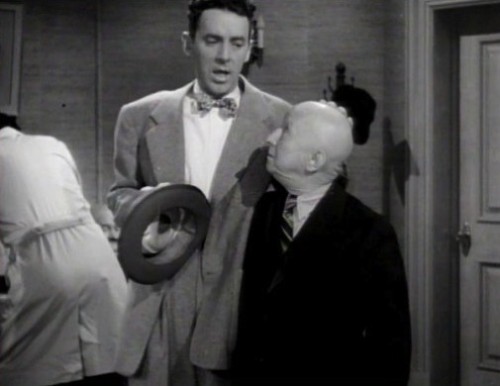 Buster Brodie/Max Broida in Joe McDoakes short, "So You Want to Keep Your Hair," a 1946 Warner Brothers Production.