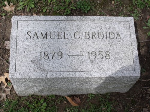Samuel C. Broida headstone in West View cemetery, Pittsburgh, Pennsylvania, Section B, Lot 55. Image courtesy of a FAG volunteer and posted with permission.